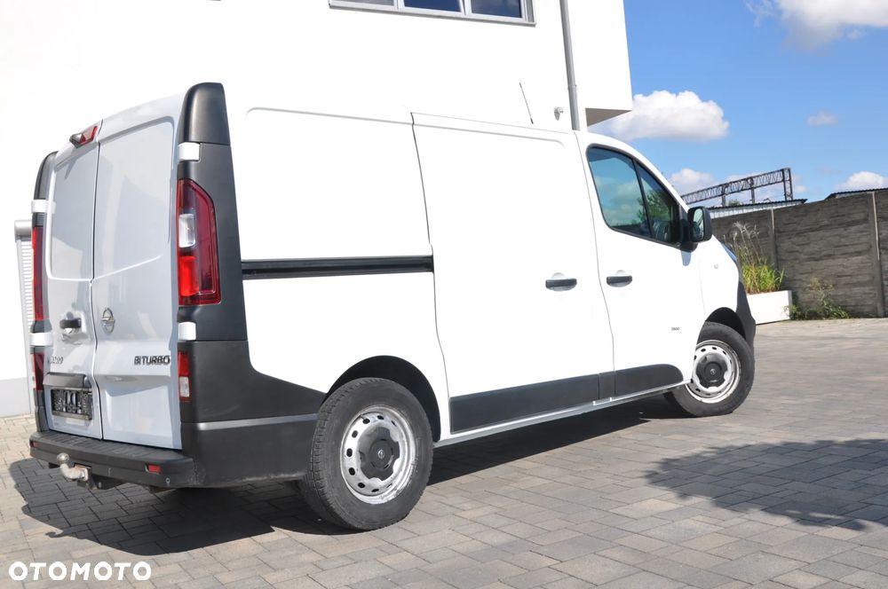 Opel vivaro - 10