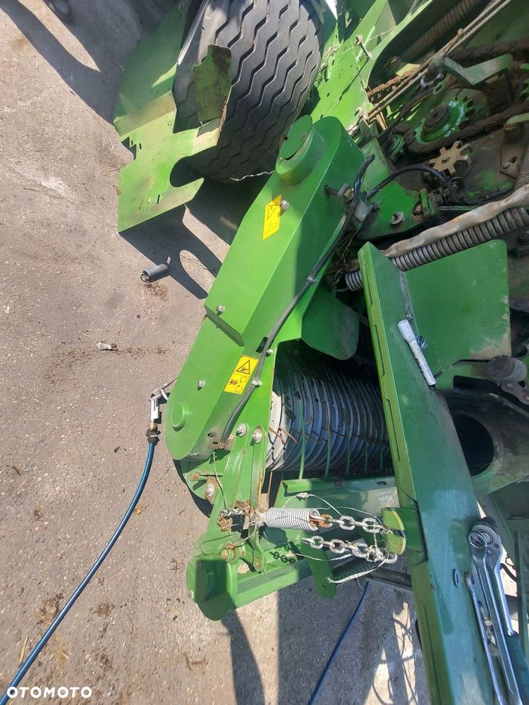 PODBIERACZ PRASA KRONE COMPRIMA F155 XC 2011R - 6