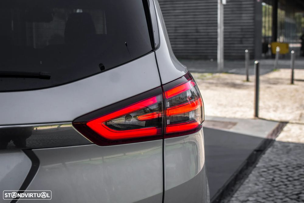 Ford S-Max 2.0 TDCi ST-Line - 11