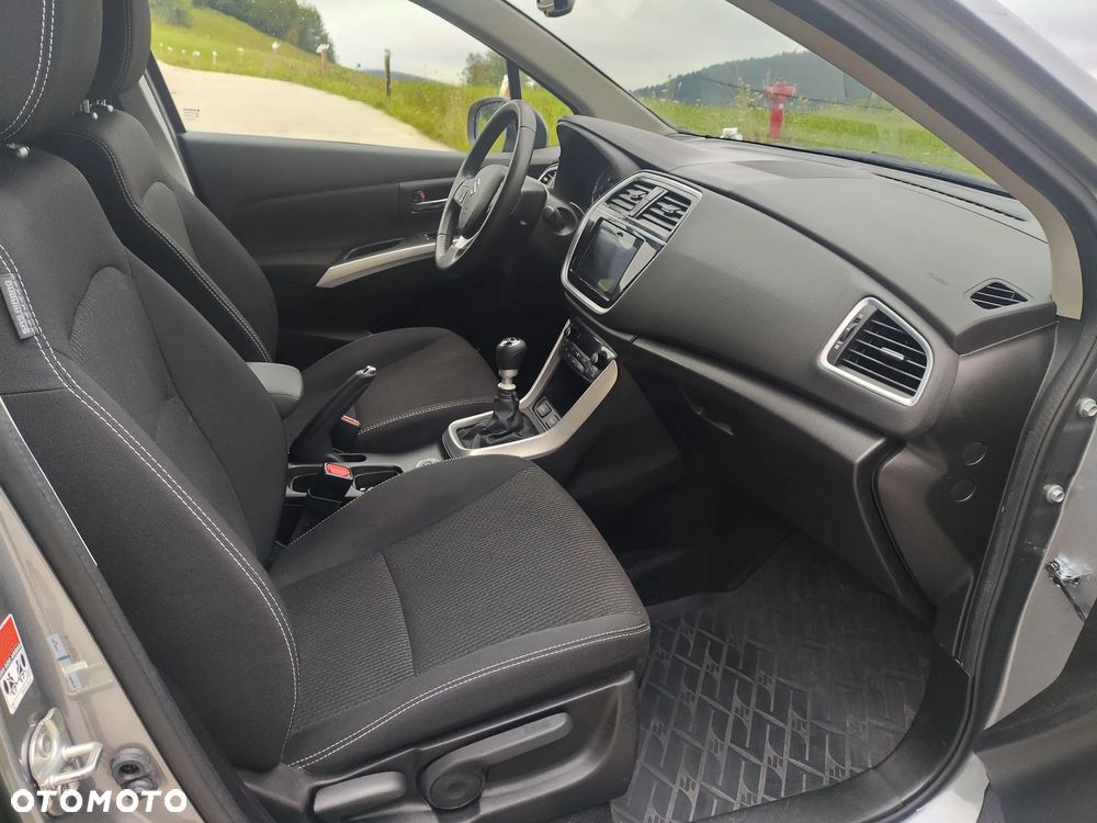 Suzuki SX4 S-Cross 1.4 T Premium 4WD - 20