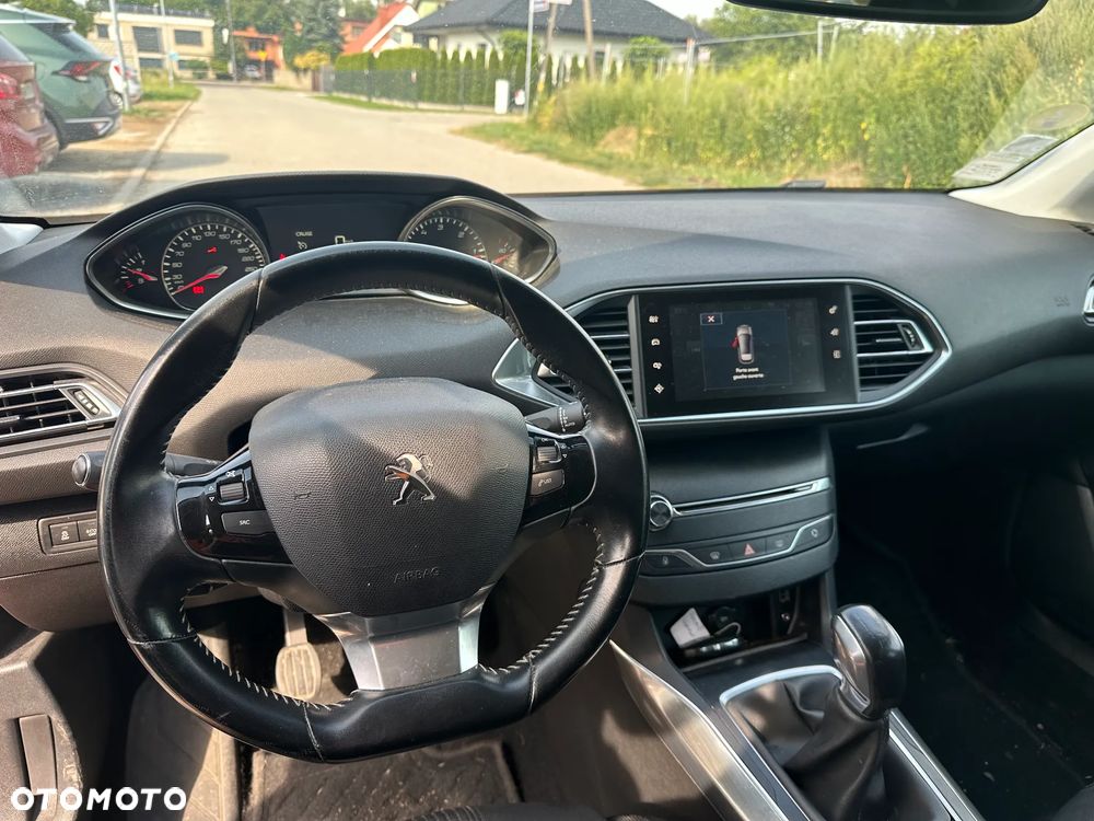 Peugeot 308 1.6 BlueHDi Business Line S&S - 11