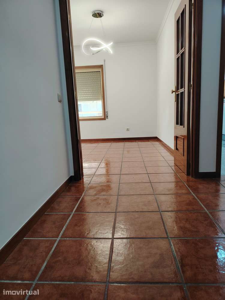 Apartamento T2 lugar de garagem, Canidelo, Vila Nova de Gaia - Grande imagem: 5/18