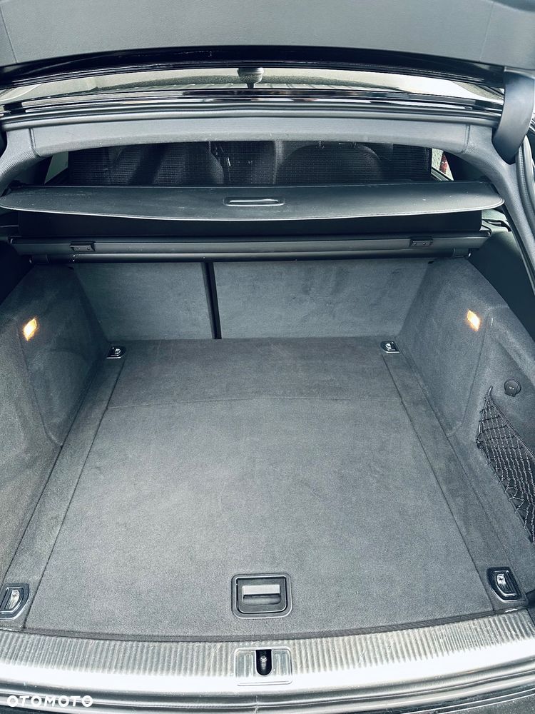 Audi A4 Avant 2.0 TDI - 8