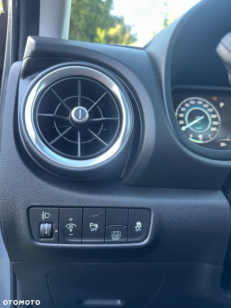 Hyundai Kona - 7