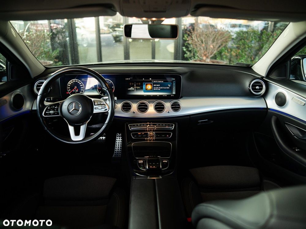 Mercedes-Benz Klasa E 200 d Business Edition 9G-TRONIC - 16