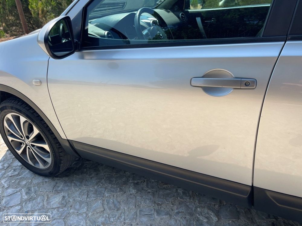 Nissan Qashqai 1.5 dCi Tekna Premium 17 - 10