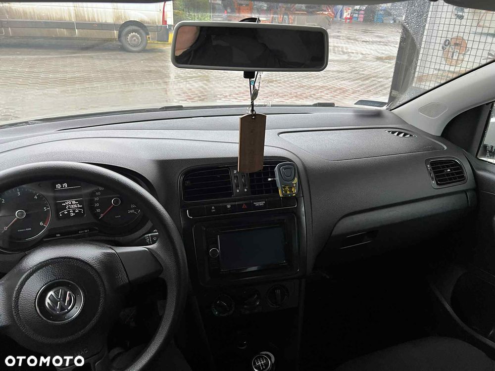 Volkswagen Polo 1.6 TDI DPF Trendline - 11