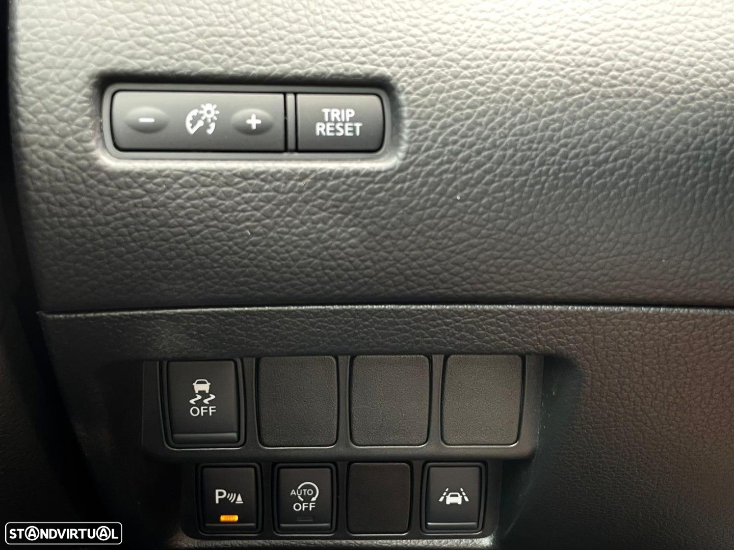 Nissan Qashqai 1.5 dCi N-Connecta Business - 21