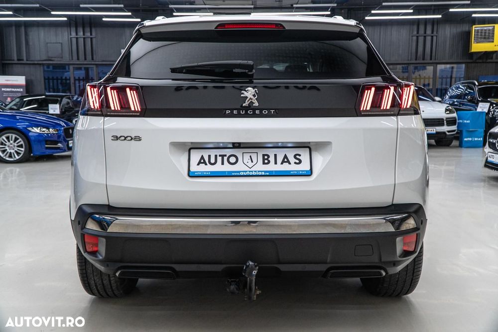 Peugeot 3008 1.2 PureTech 130 BVM6 Allure Pack - 25