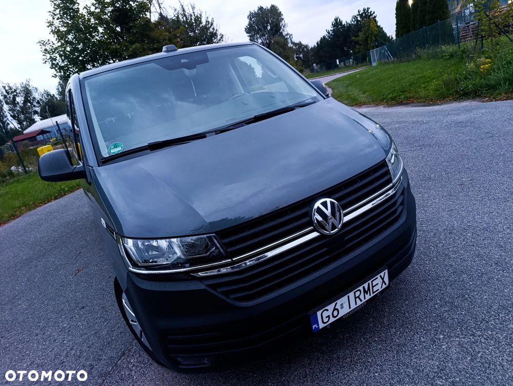 Volkswagen Caravelle - 22