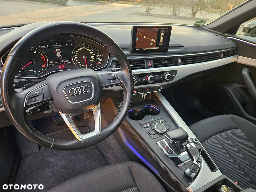 Audi A4 Avant 2.0 TDI ultra S tronic - 8