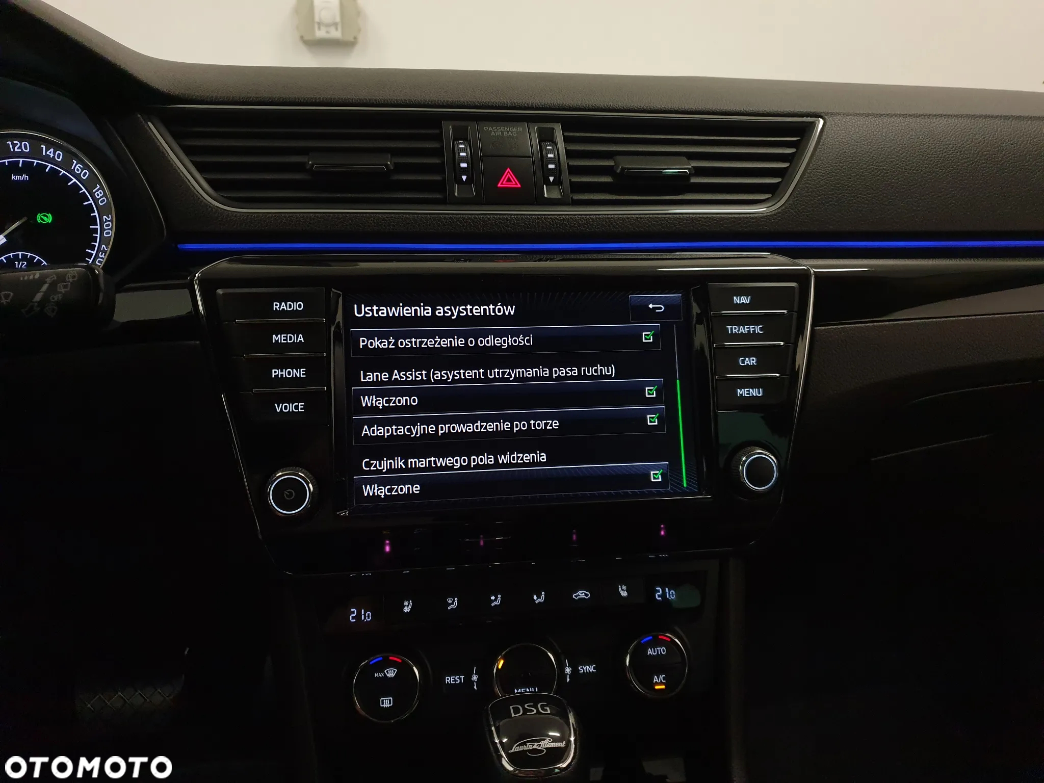 Skoda Superb 2.0 TDI 4x4 L&K DSG - 23