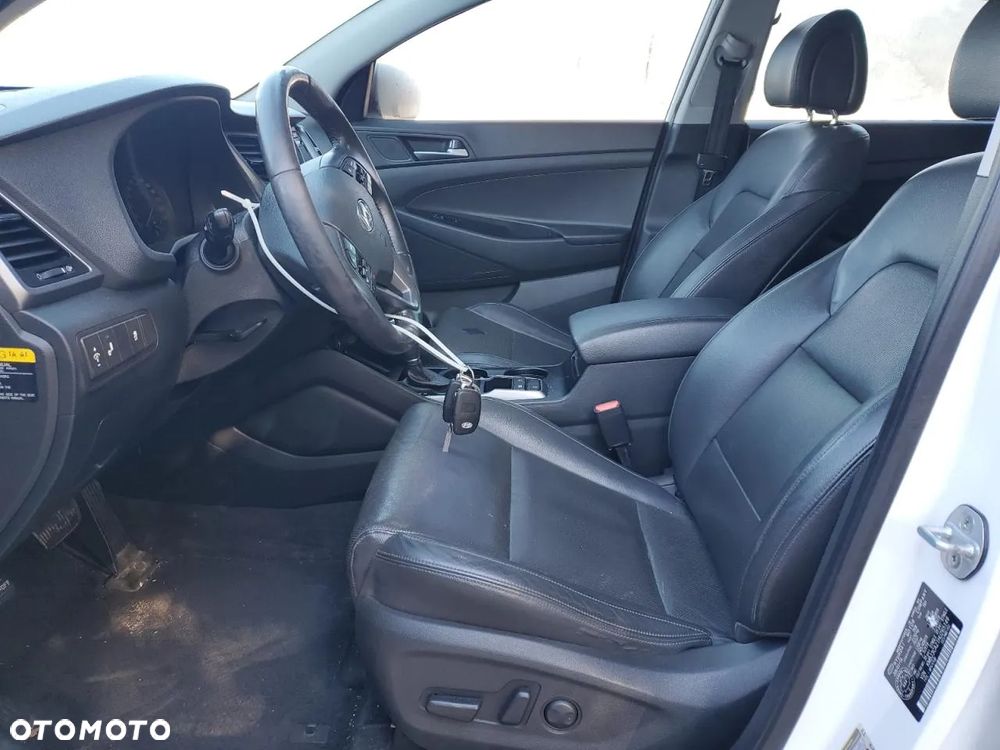 Hyundai Tucson 1.6 GDi 4WD DCT Premium - 8