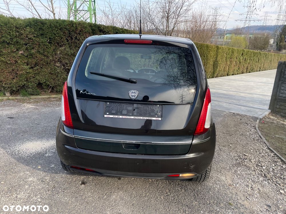 Lancia Musa 1.4 16V Gold - 4