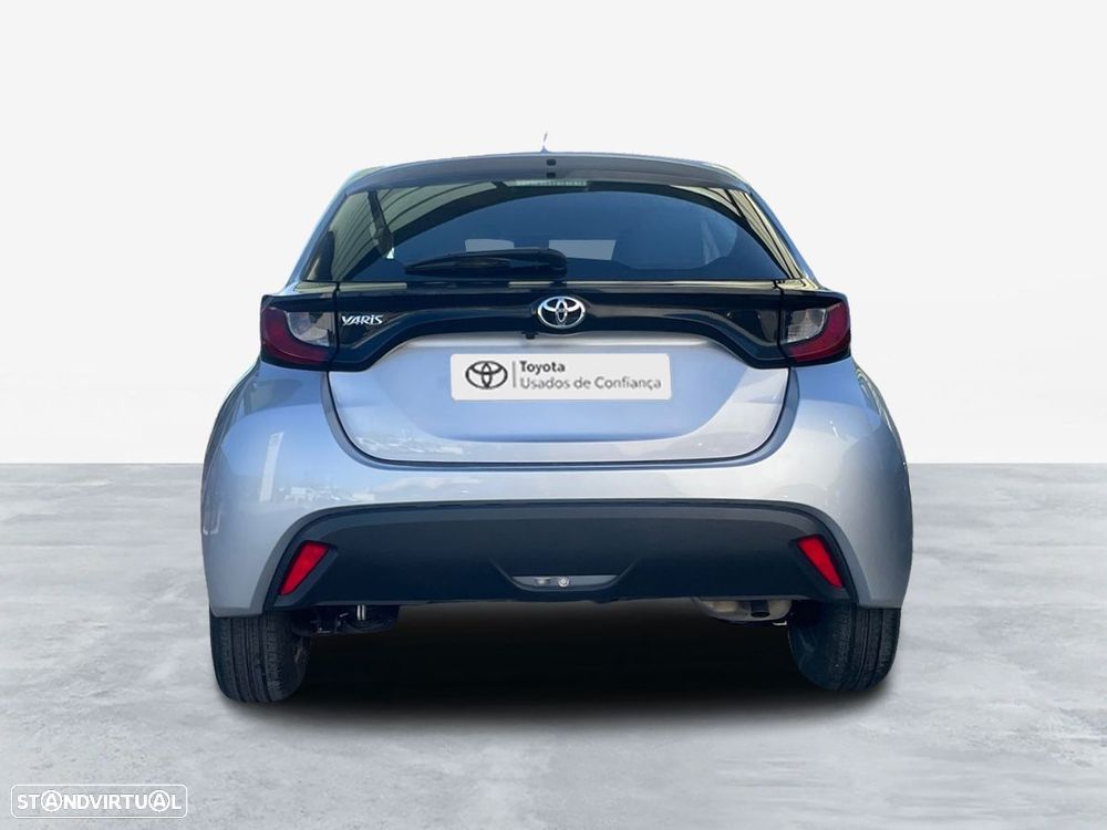 Toyota Yaris - 4