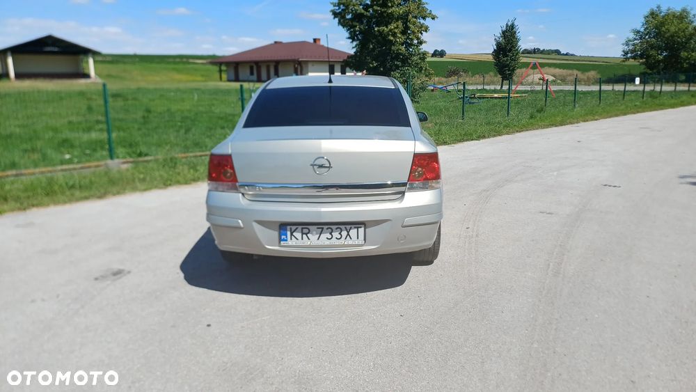 Opel Astra 1.6 Enjoy - 3