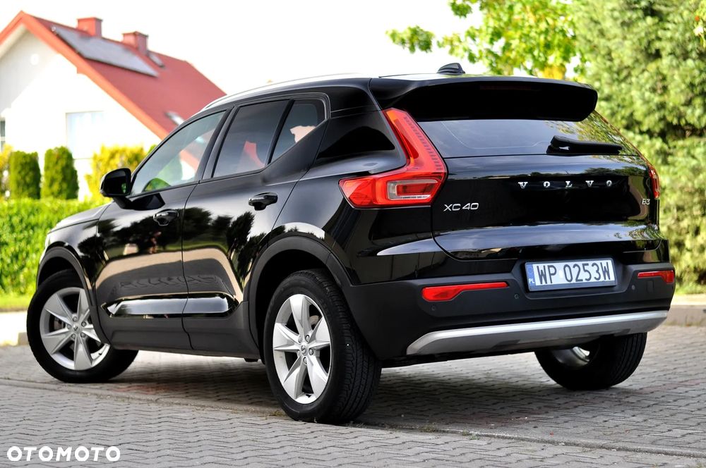 Volvo XC 40 B3 B DKG Core - 13