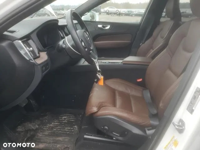Volvo XC 60 - 7