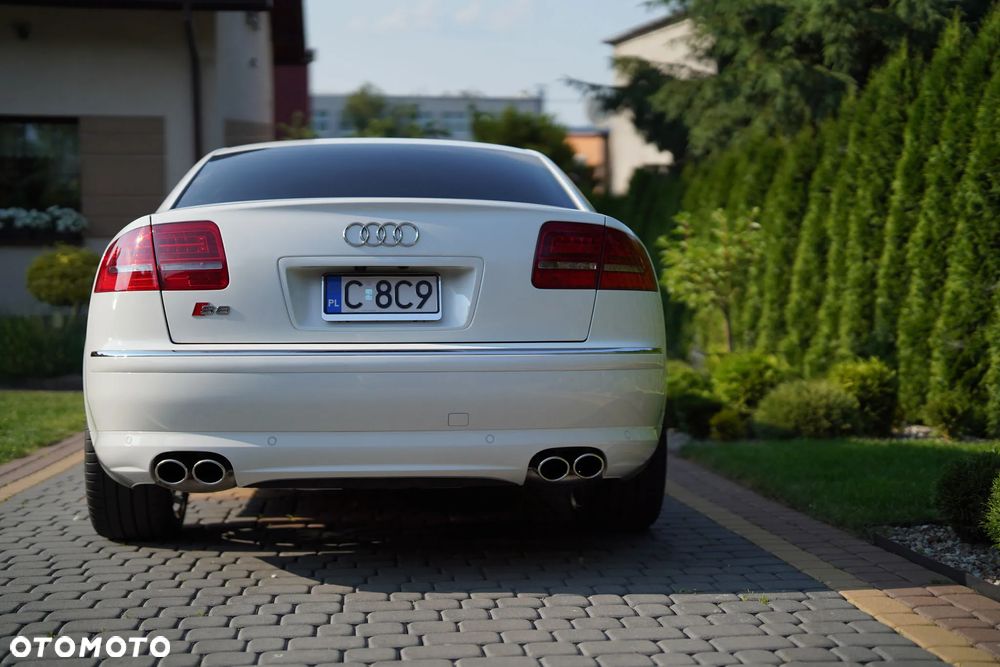 Audi S8 5.2 FSI Quattro - 14