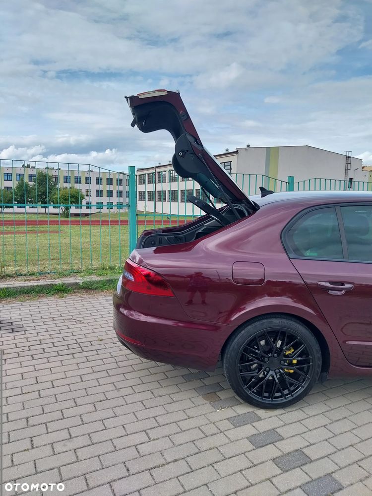Skoda Superb 2.0 TDI Active - 19