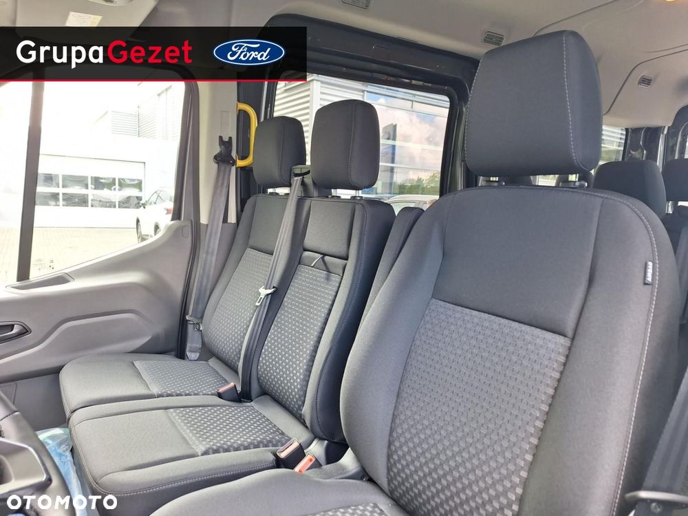 Ford Transit - 11