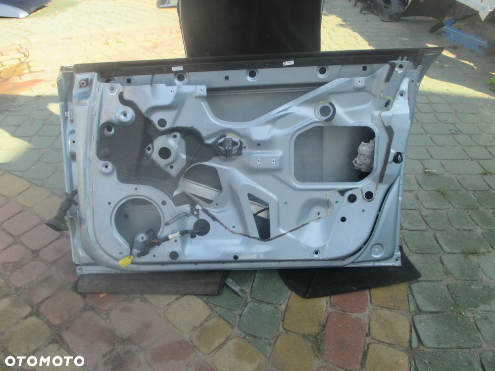 drzwi prawe Audi A4 B6 bez rdzy - 5