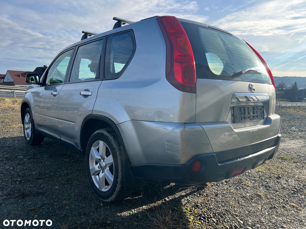 Nissan X-Trail 2.0 dCi 4x4 DPF Automatik SE - 9