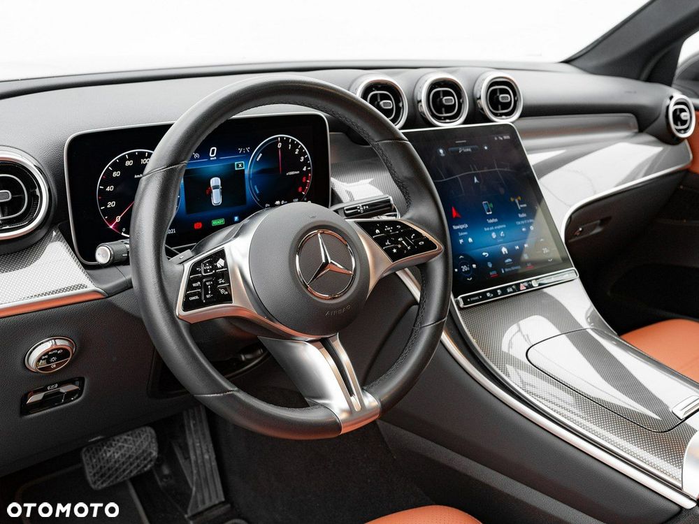 Mercedes-Benz GLC - 7