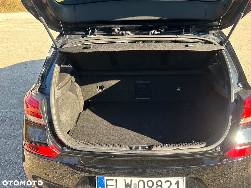 Hyundai i30 1.4 T-GDI DCT Premium - 14