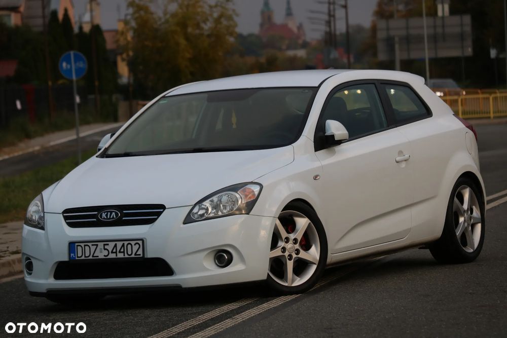 Kia ProCeed 2.0 CVVT TX - 25