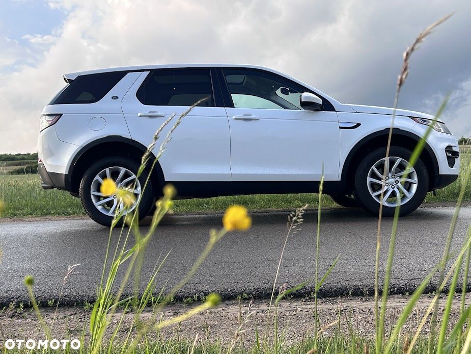 Land Rover Discovery Sport - 8