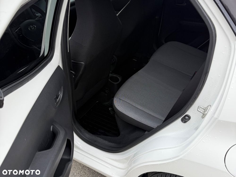 Toyota Aygo 1.0 VVT-i Color Edition - 9