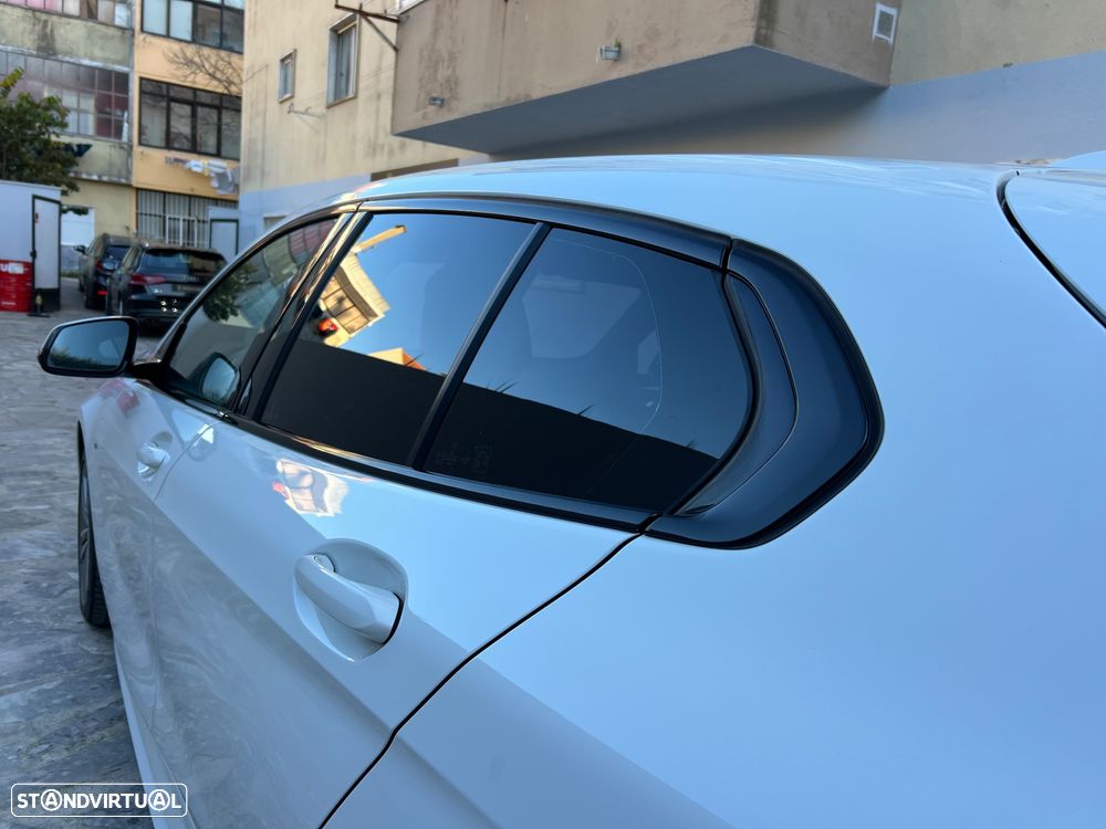 BMW 116 d Pack Desportivo M - 17