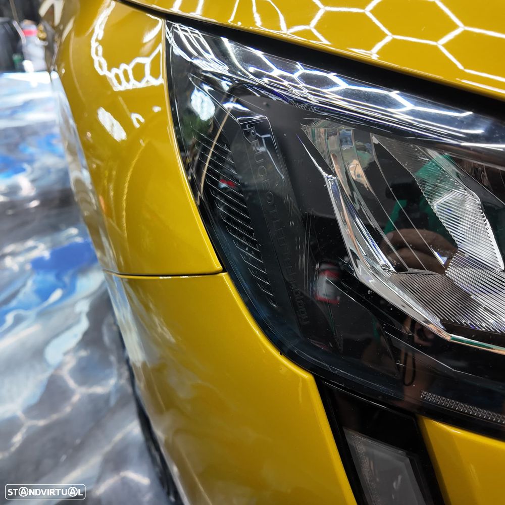 Peugeot 208 ver-1-2-puretech-allure-eat6 - 14