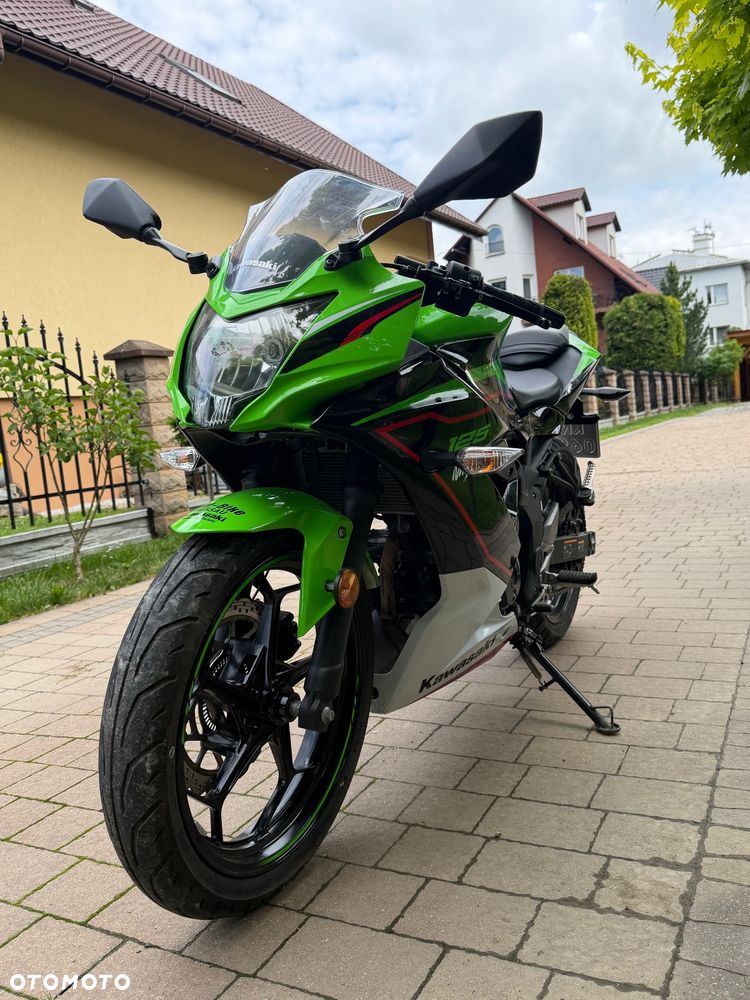 Kawasaki Ninja - 3