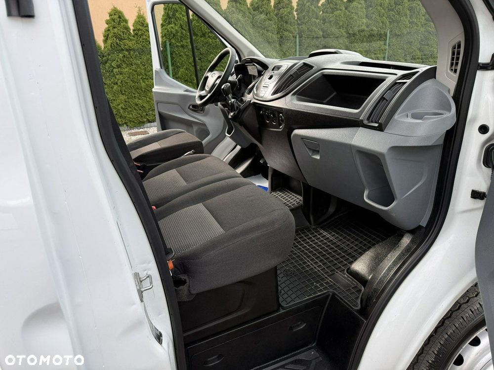 Ford Transit - 14