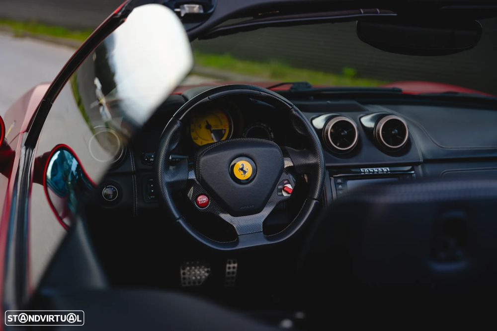 Ferrari California F1 - 19