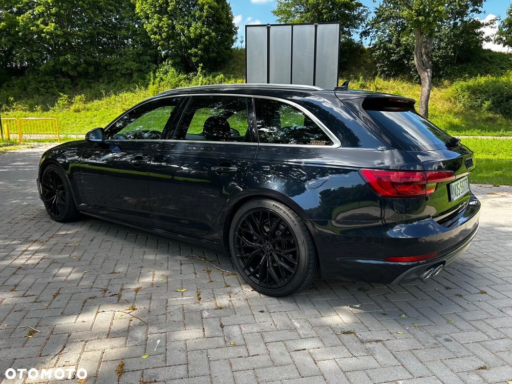 Audi A4 Avant 2.0 TDI ultra S tronic sport - 2