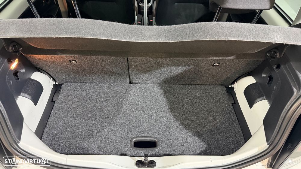 VW Up! 1.0 BMT Move - 25