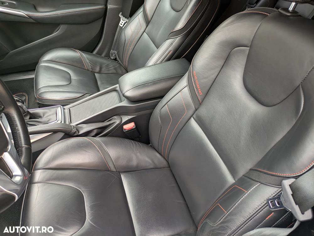 Volvo V40 D3 Aut Summum - 23