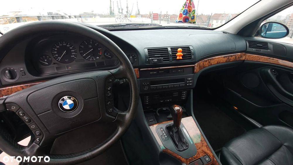 BMW Seria 5 - 19