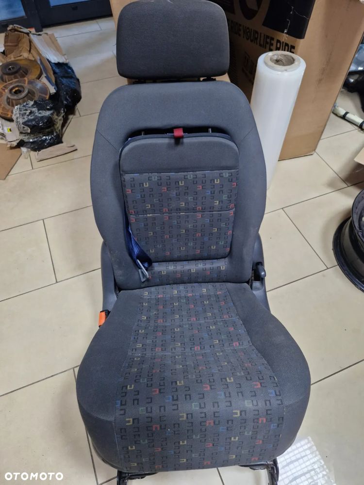 Fotel tył ALHAMBRA polift ISOFIX