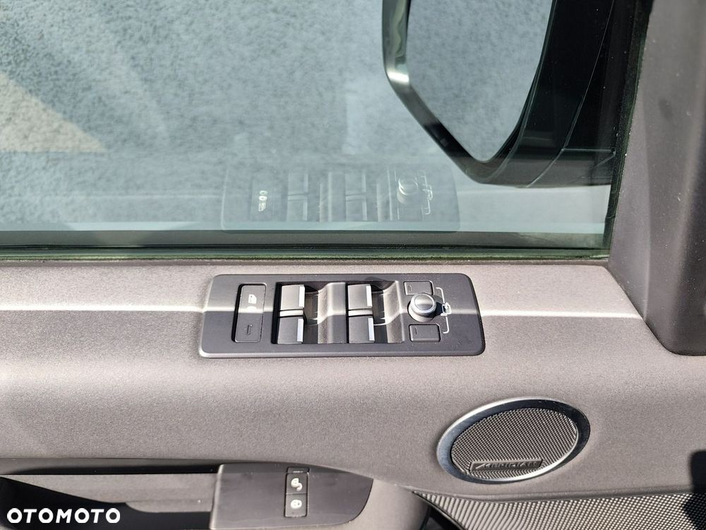 Land Rover Discovery 3.0 Si6 HSE Luxury - 12