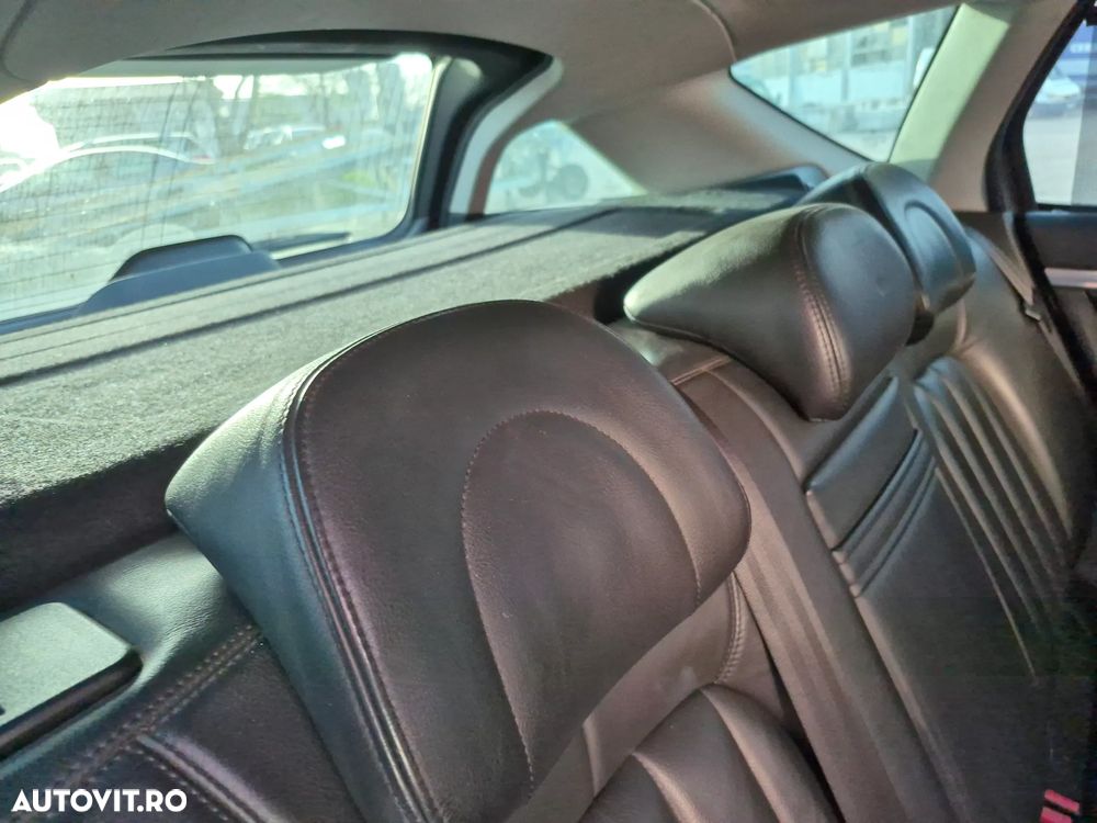 Peugeot 407 SW HDi 135 Automatik JBL - 7