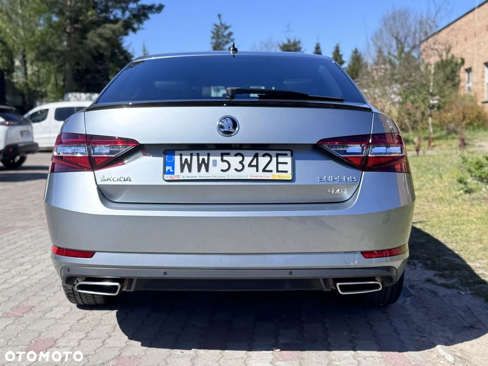 Skoda Superb 2.0 TSI 4x4 Sportline DSG - 22