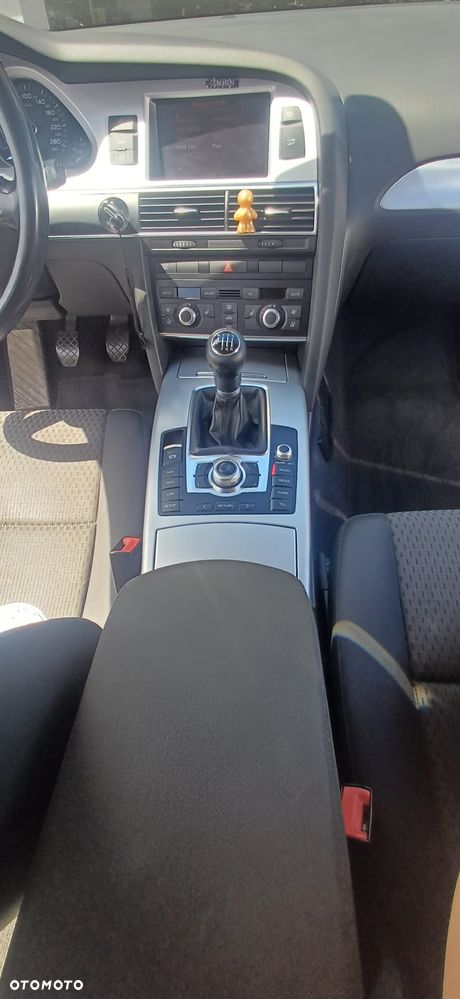 Audi A6 Avant 2.0 TDI - 11