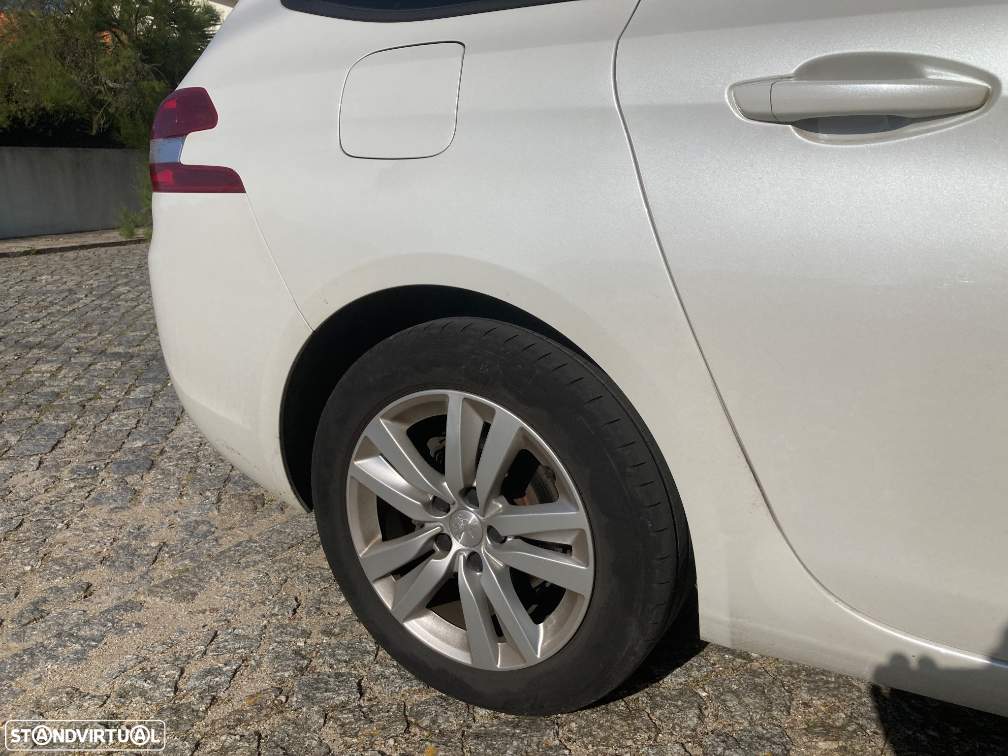 Peugeot 308 SW BlueHDi 100 Stop & Start Business-Line - 6