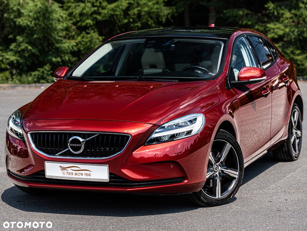 Volvo V40 T2 Drive-E Momentum - 1