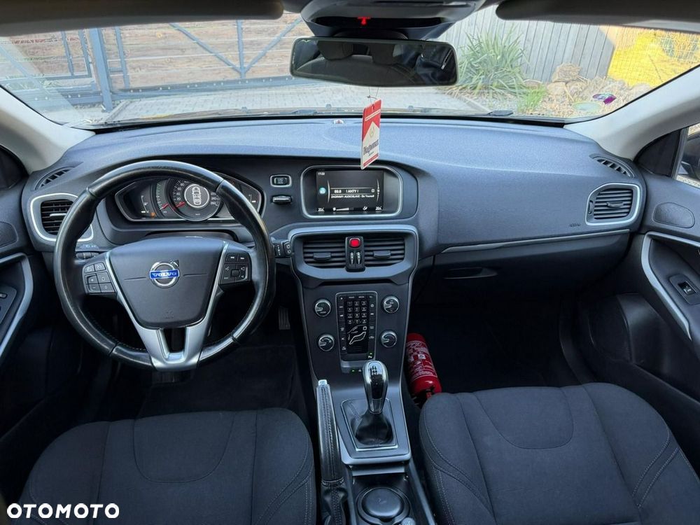 Volvo V40 - 13