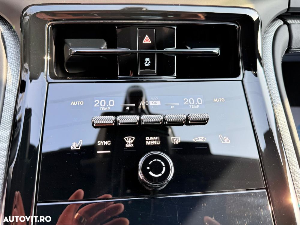 Porsche Panamera - 24